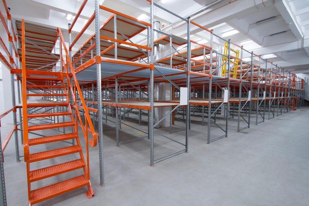 Passerelle et mezzanine de stockage